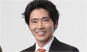 柄本佑 スーツ
