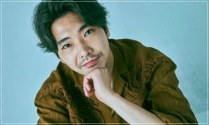 柄本佑 顎に手