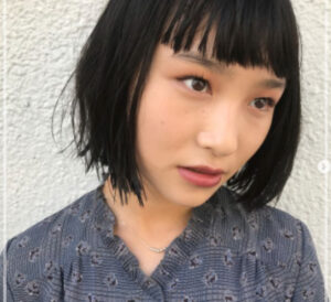新しい学校のリーダーズ suzuka 似てる メガネなし