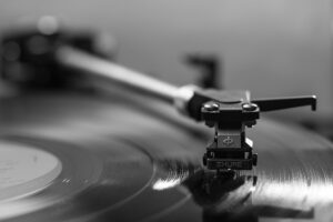 新しい学校のリーダーズ オトナブルー パクリ 似てる曲